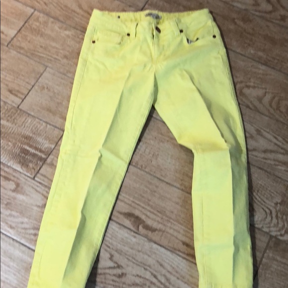 CAbi Jeans - Yellow - Picture 1 of 3